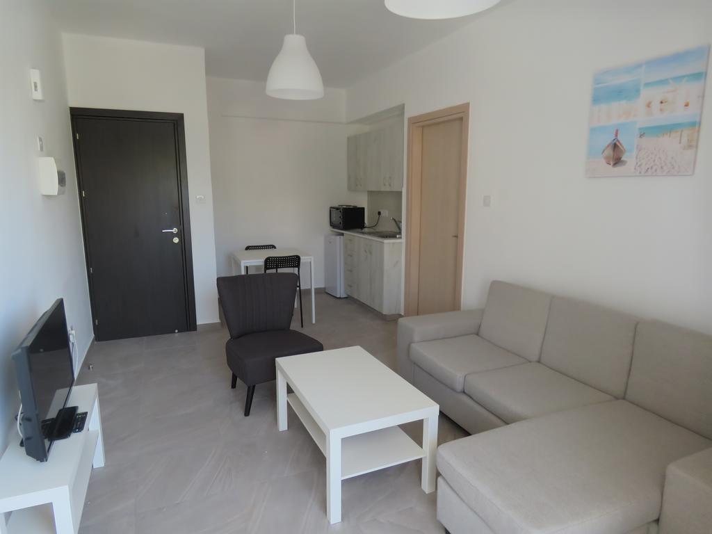 ليماسول Polyxeni Hotel Apartments المظهر الخارجي الصورة