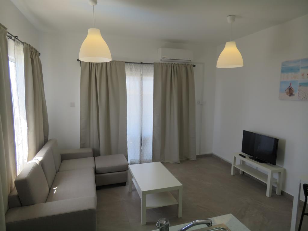 ليماسول Polyxeni Hotel Apartments المظهر الخارجي الصورة
