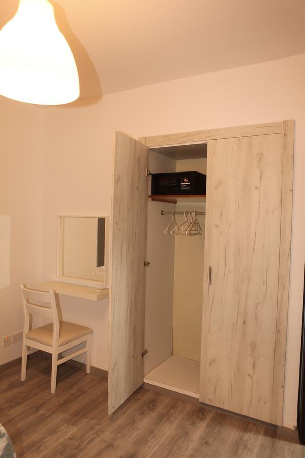 ليماسول Polyxeni Hotel Apartments المظهر الخارجي الصورة