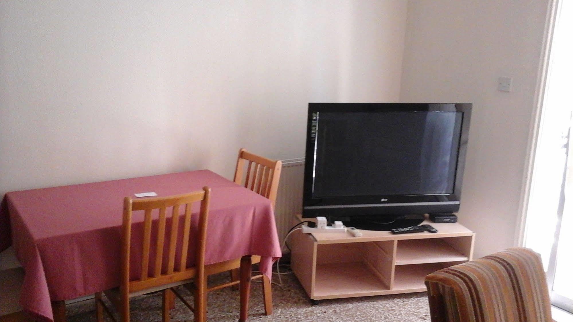 ليماسول Polyxeni Hotel Apartments المظهر الخارجي الصورة