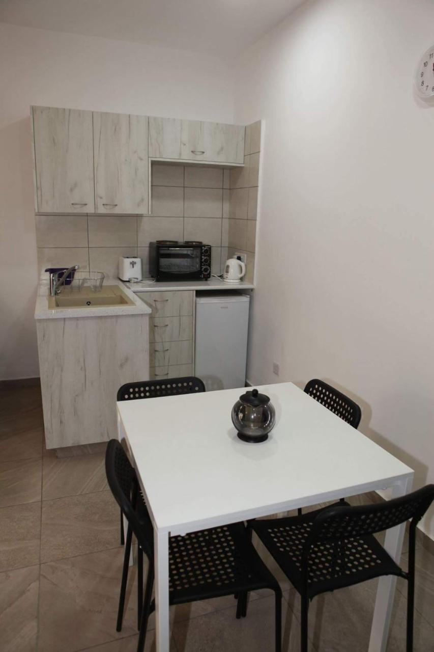 ليماسول Polyxeni Hotel Apartments المظهر الخارجي الصورة